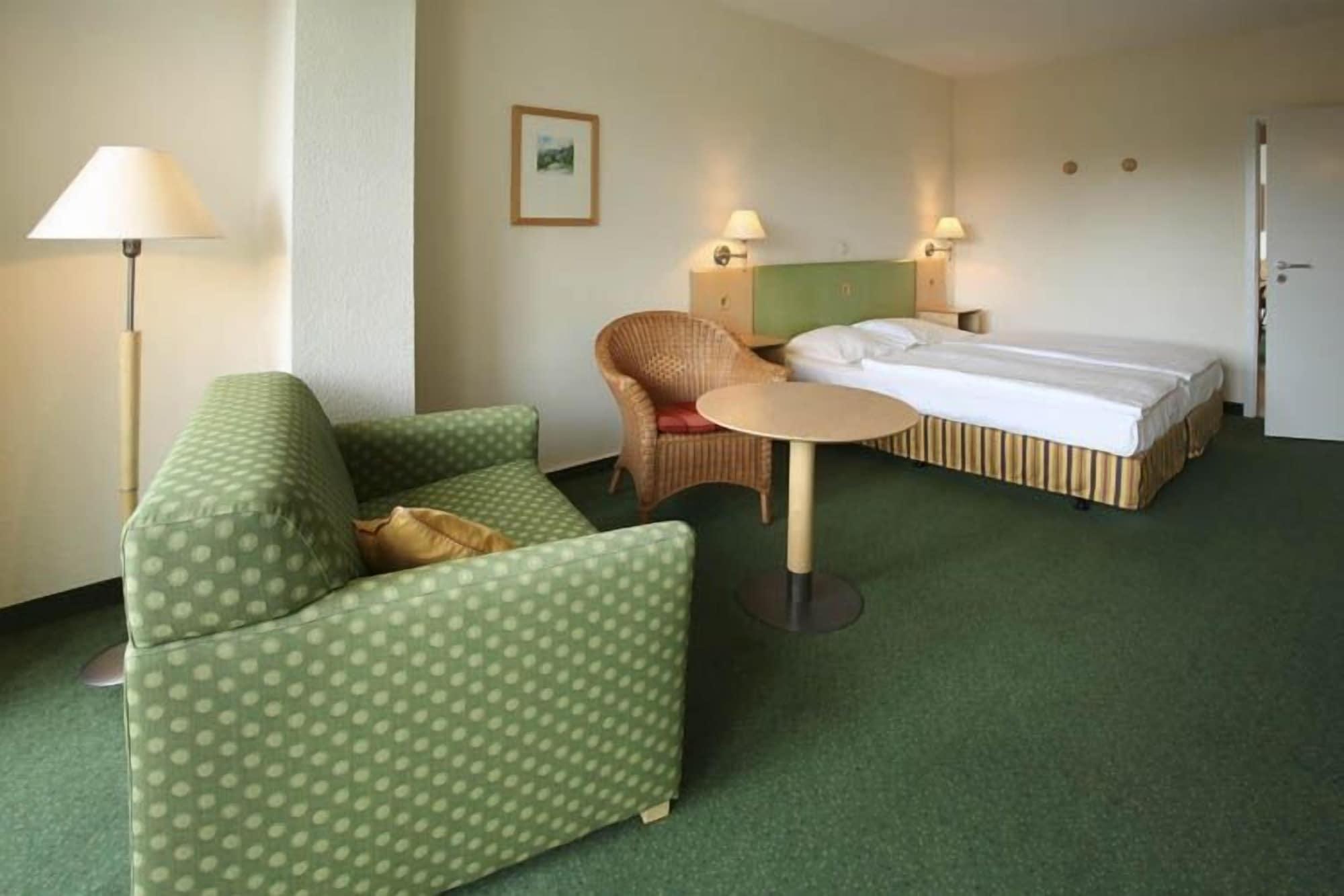 Ifa Ruegen Hotel & Ferienpark บินซ์ ภายนอก รูปภาพ