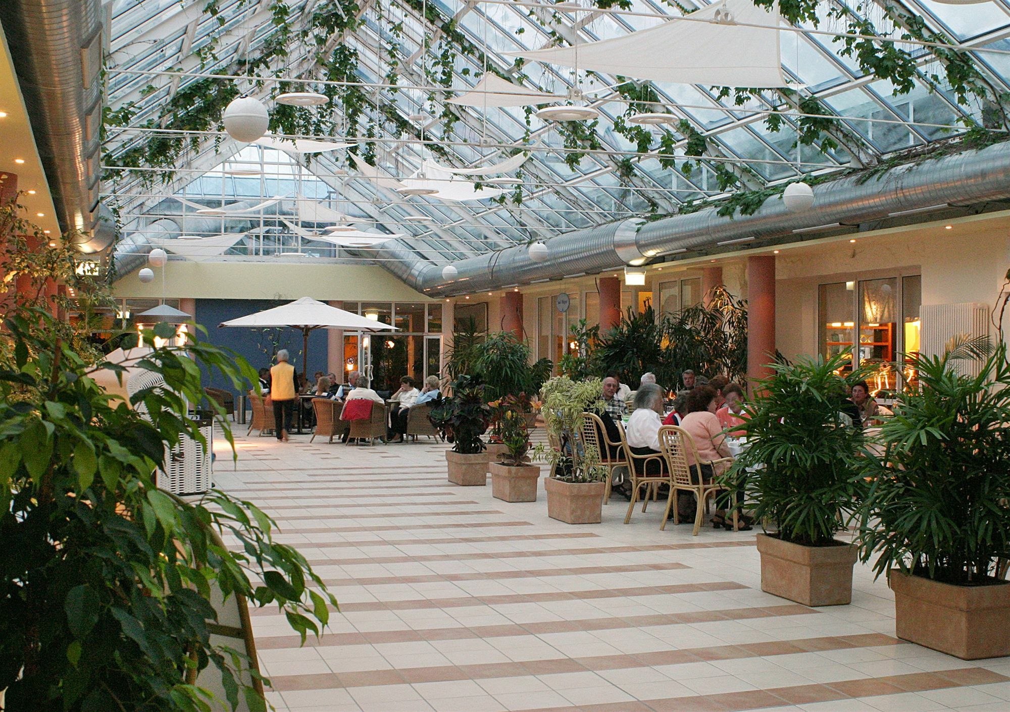 Ifa Ruegen Hotel & Ferienpark บินซ์ ภายนอก รูปภาพ